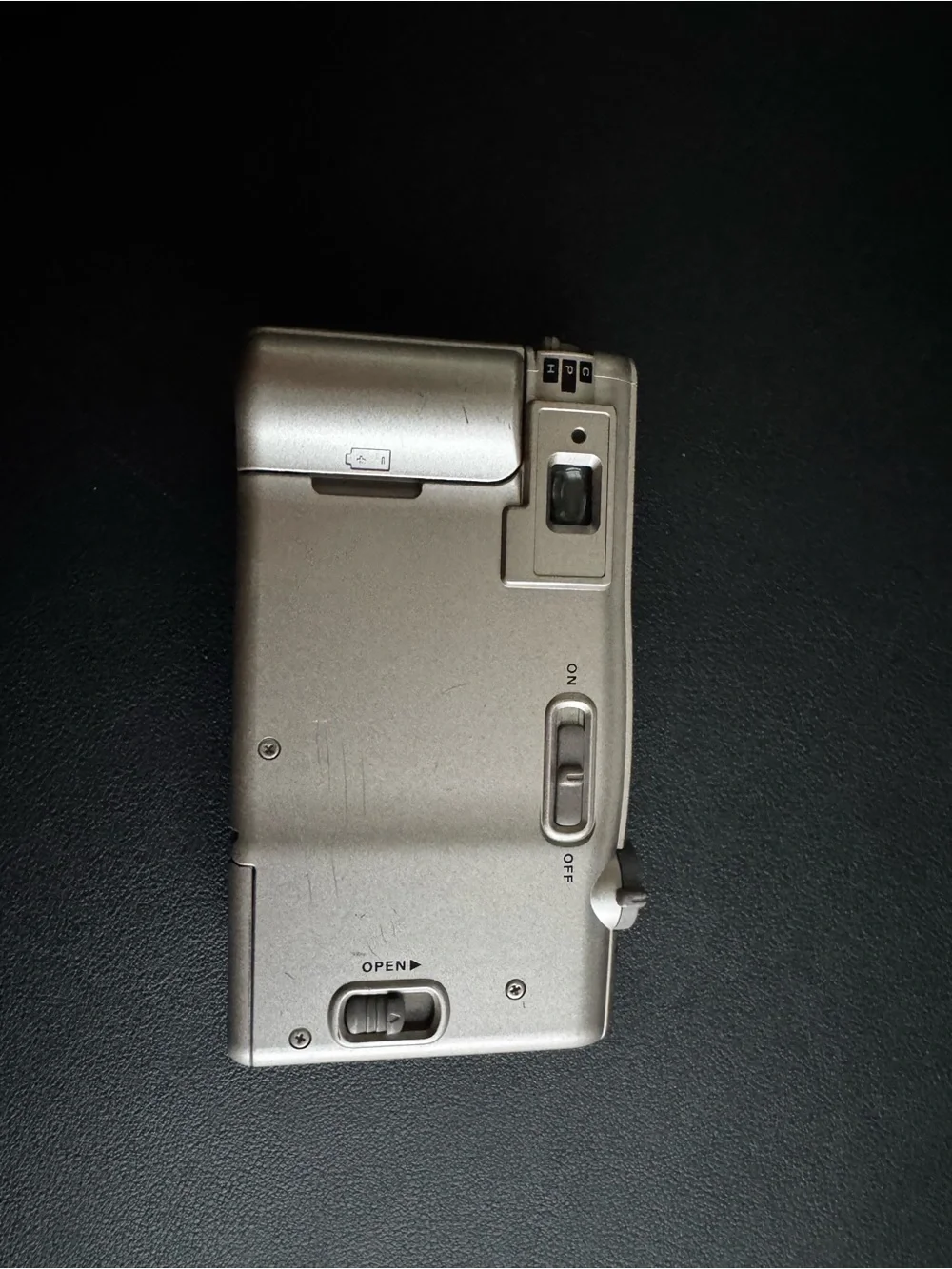 Kodak Silver Point-and-Shoot Film Camera Advantix G50